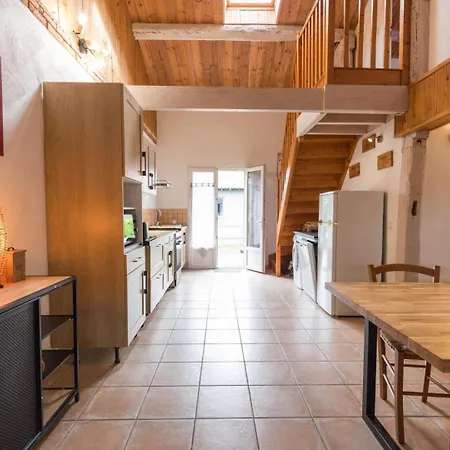 Le Pigeonnier Holiday home Leon